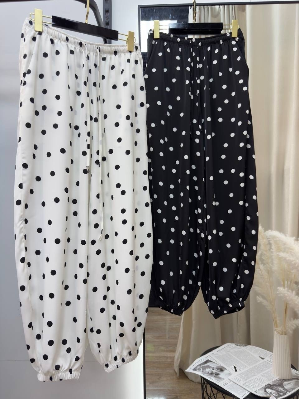 женский брючный костюм в горошек,брюки в горох,костюм в горошек,брюки женские в горошек,костюм брючный в горошек