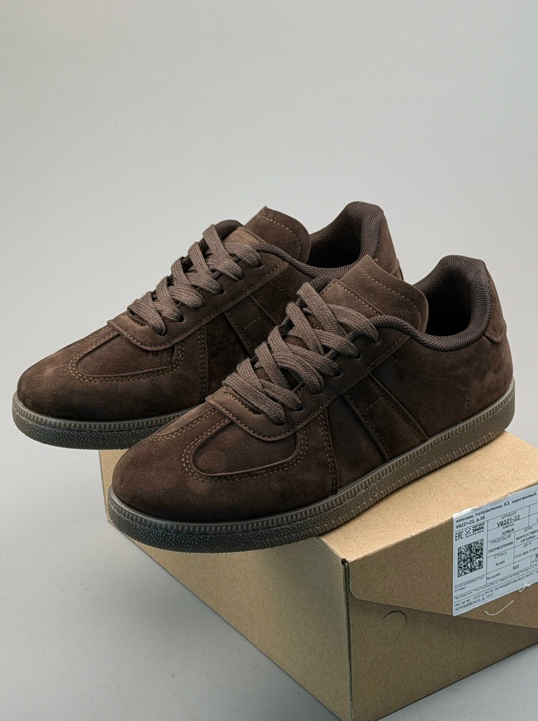 замшевые кроссовки,,мужские замшевые кроссовки toto rino,кеды замшевые,кроссовки коричневые