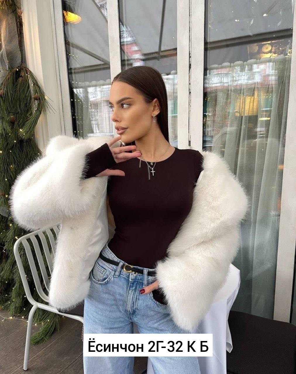 женская кофта,джемпер,девушка,кофта кардиган,брюнетка