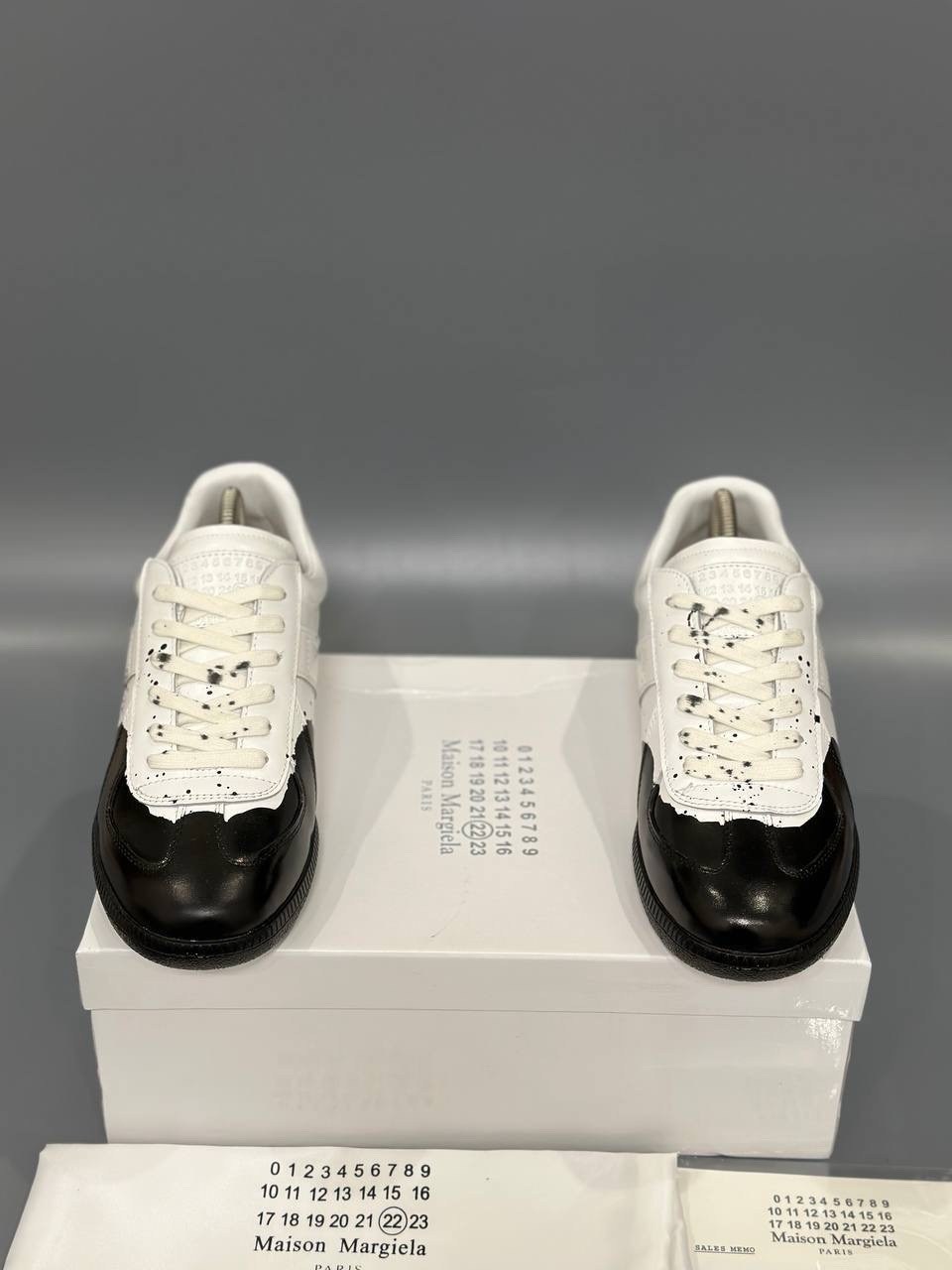 ,кроссовки maison margiela replica paint splatter,кроссовки александр маккуин женские,женские кроссовки,кроссовки оригинал