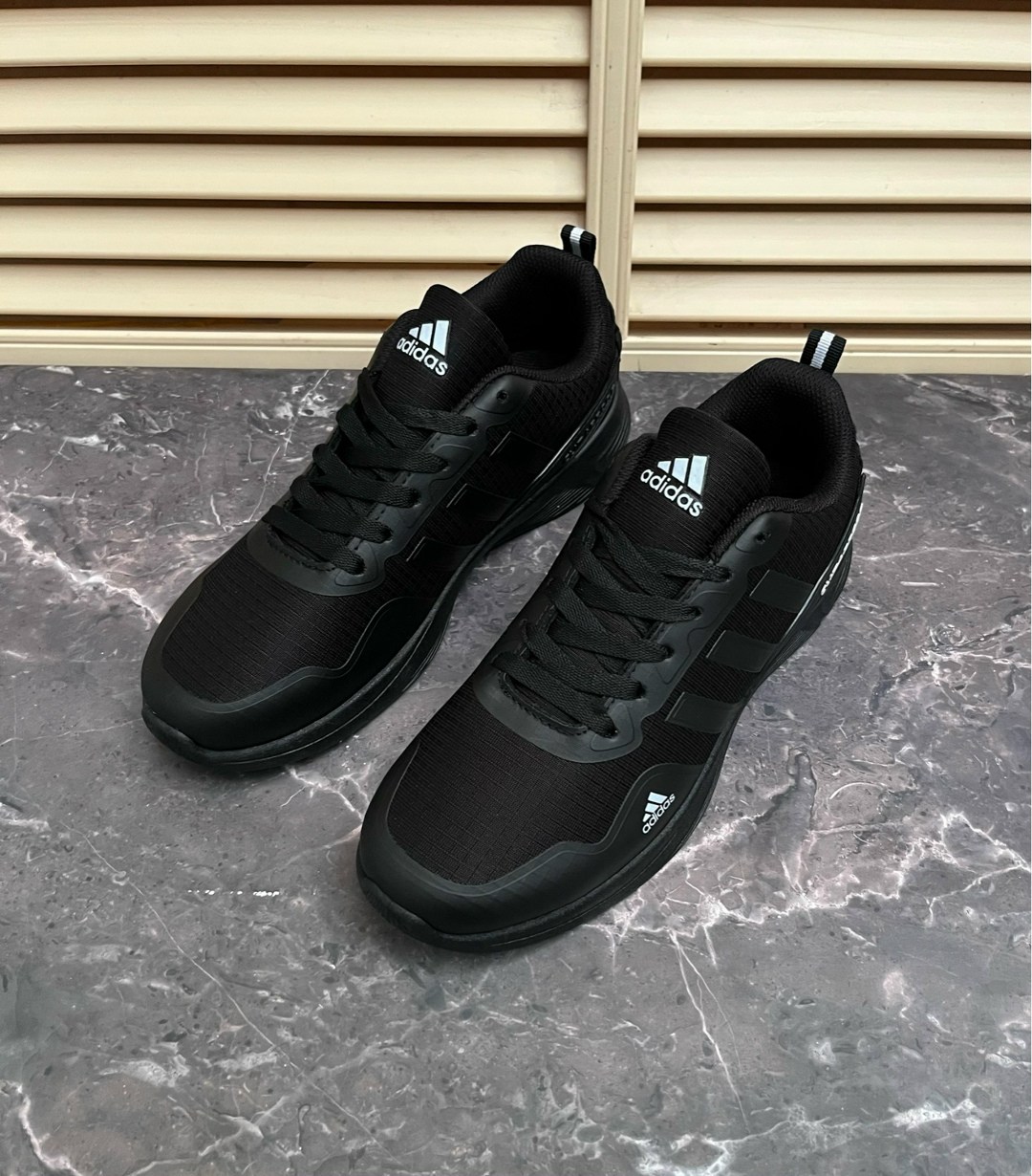 мужские кроссовки adidas,кроссовки adidas,адидас мужские кроссовки,кроссовки,кроссовки адидас сетка