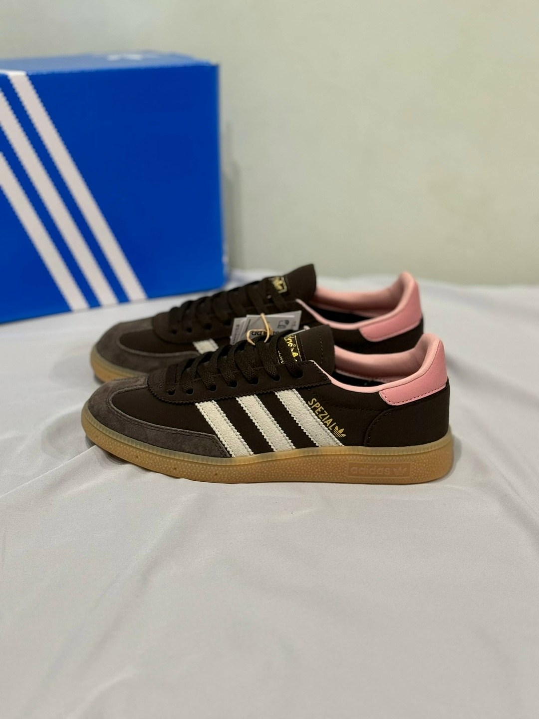 adidas originals handball spezial,кроссовки spezial adidas,кроссовки адидас самба черные,кроссовки adidas originals handball spezial,кроссовки adidas