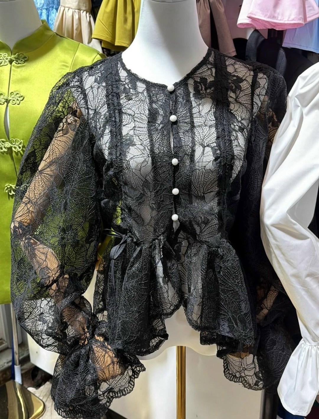 блузка с кружевами,блузка кружевная,блузка из кружева,блузка женская,блузка в викторианском стиле с кружевной отделкой