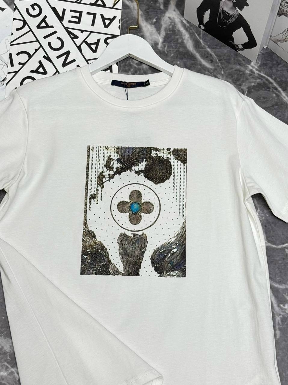 футболки женская,стильные наряды,футболки белые,футболка белая женская