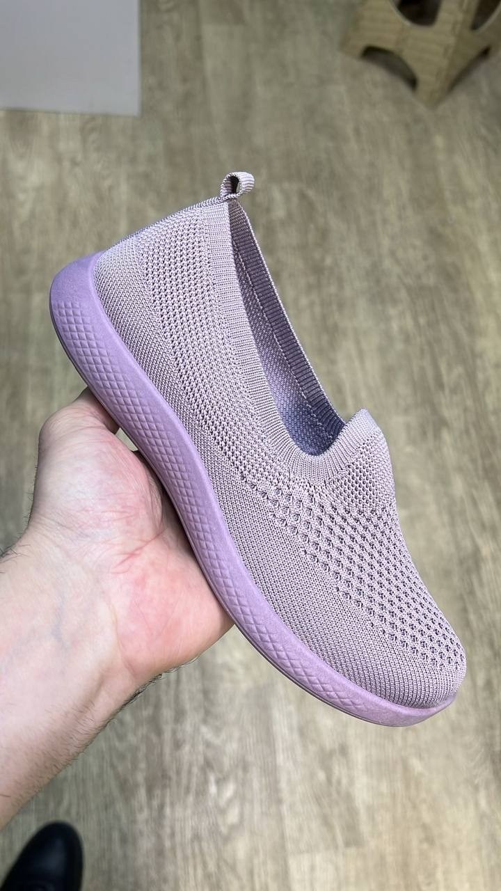 женские слипоны,слипоны,,слипоны стиль,кроссовки слипоны