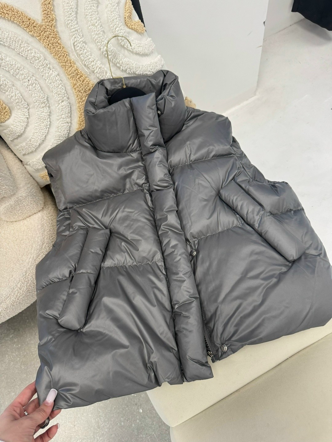 теплый жилет,жилет,женская жилетка,жилет женский,пуховой жилет