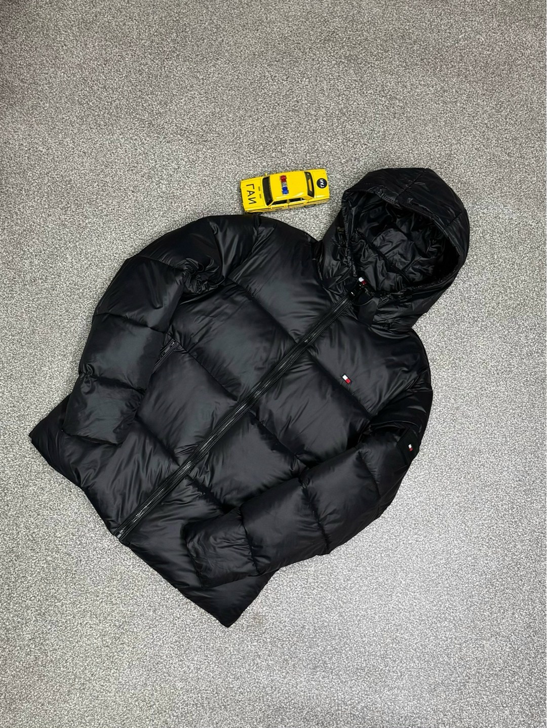 куртка зимняя tommy hilfiger,tommy hilfiger мужская зимняя куртка,tommy hilfiger куртка,мужские пуховики tommy hilfiger,мужская куртка tommy hilfiger