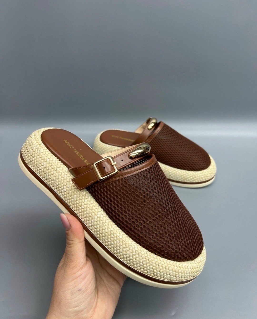 ,женские шлепанцы,женская ,мюли женские,модные тапочки