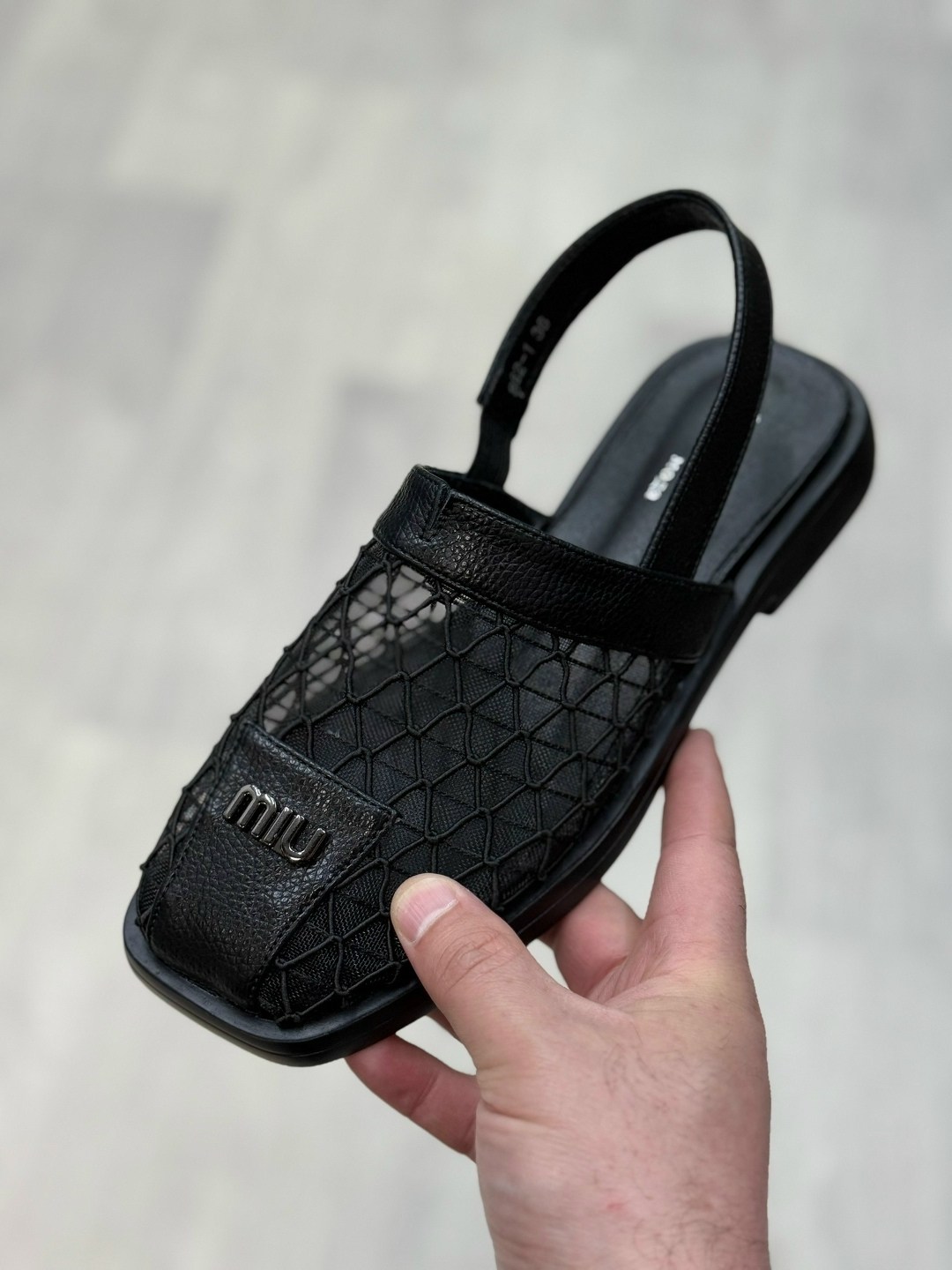 ,женские босоножки,босоножки натуральная,женская ,босоножки с перфорацией