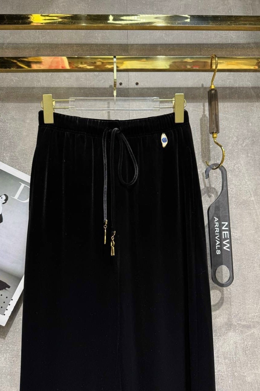 брюки велюровые,велюровые штаны,прямые брюки из бархатистого велюра,штаны повседневные,повседневные брюки