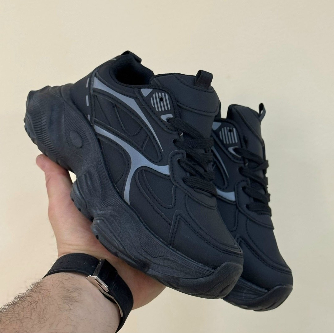 кроссовки женские,кроссовки cvmartanni,кроссовки женские черные,черные кроссовки,