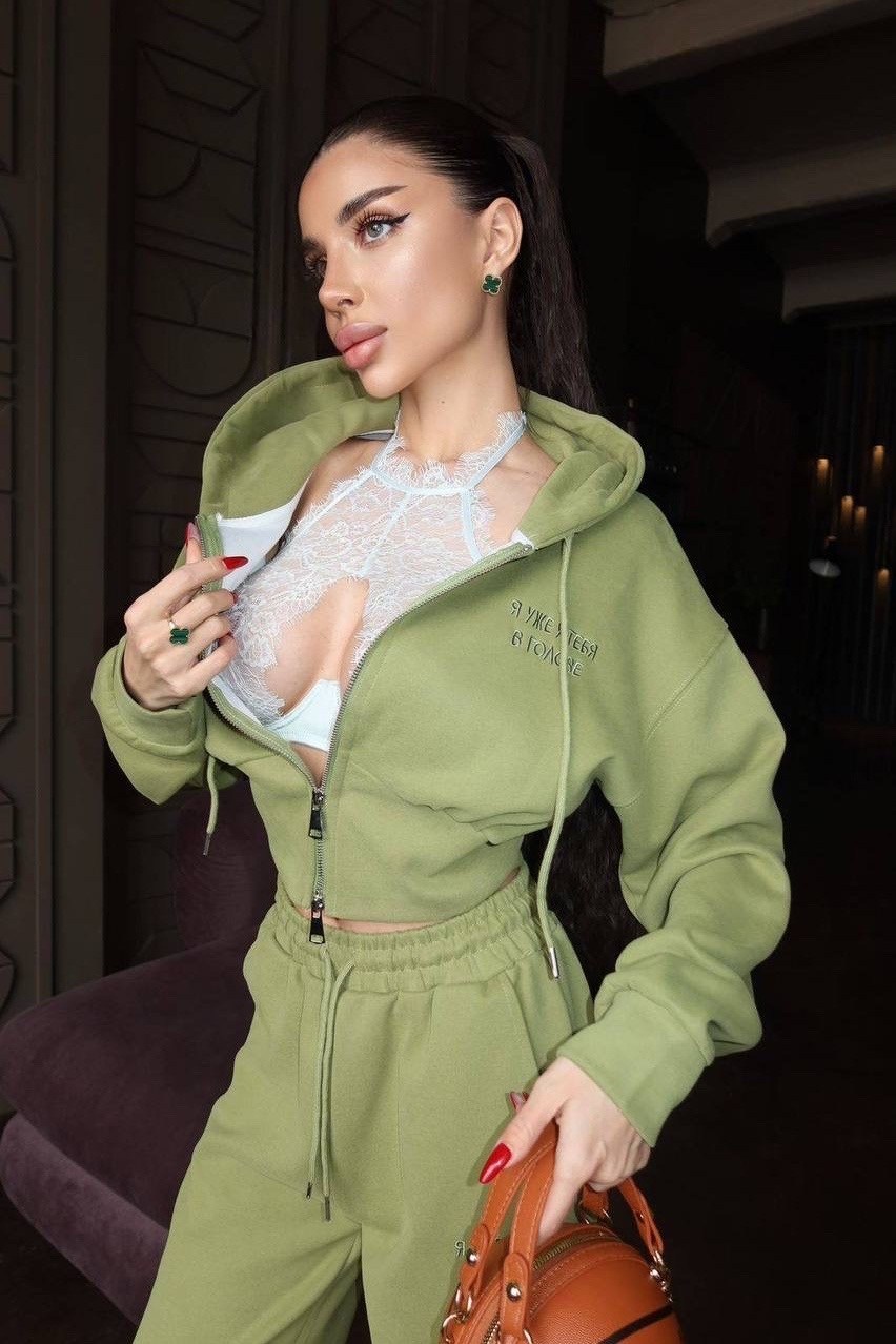 женские костюмы,костюм бежевый,спортивный костюм женский,