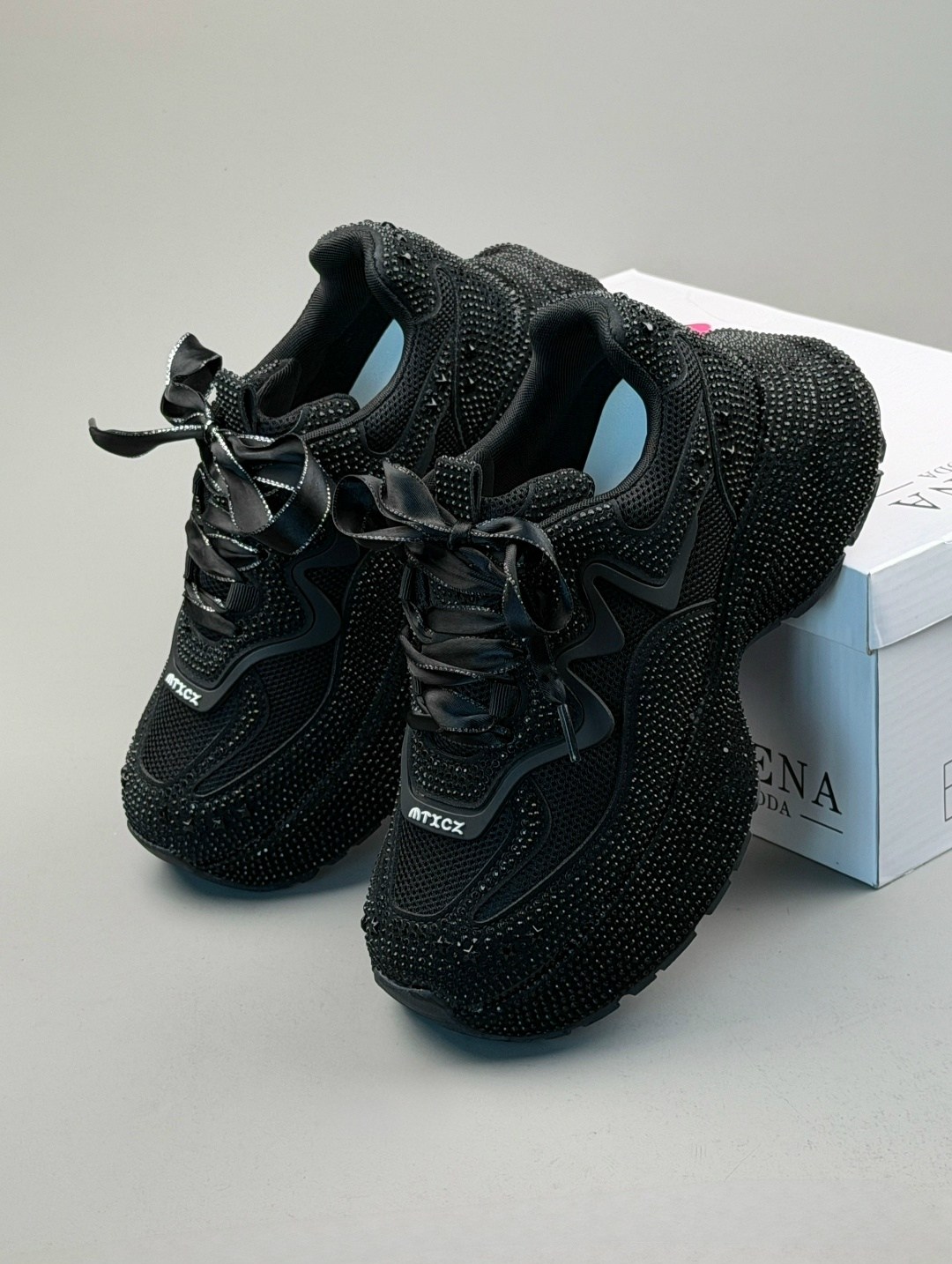 кроссовки женскиe,кроссовки,,черные кроссовки,массивные кроссовки женские