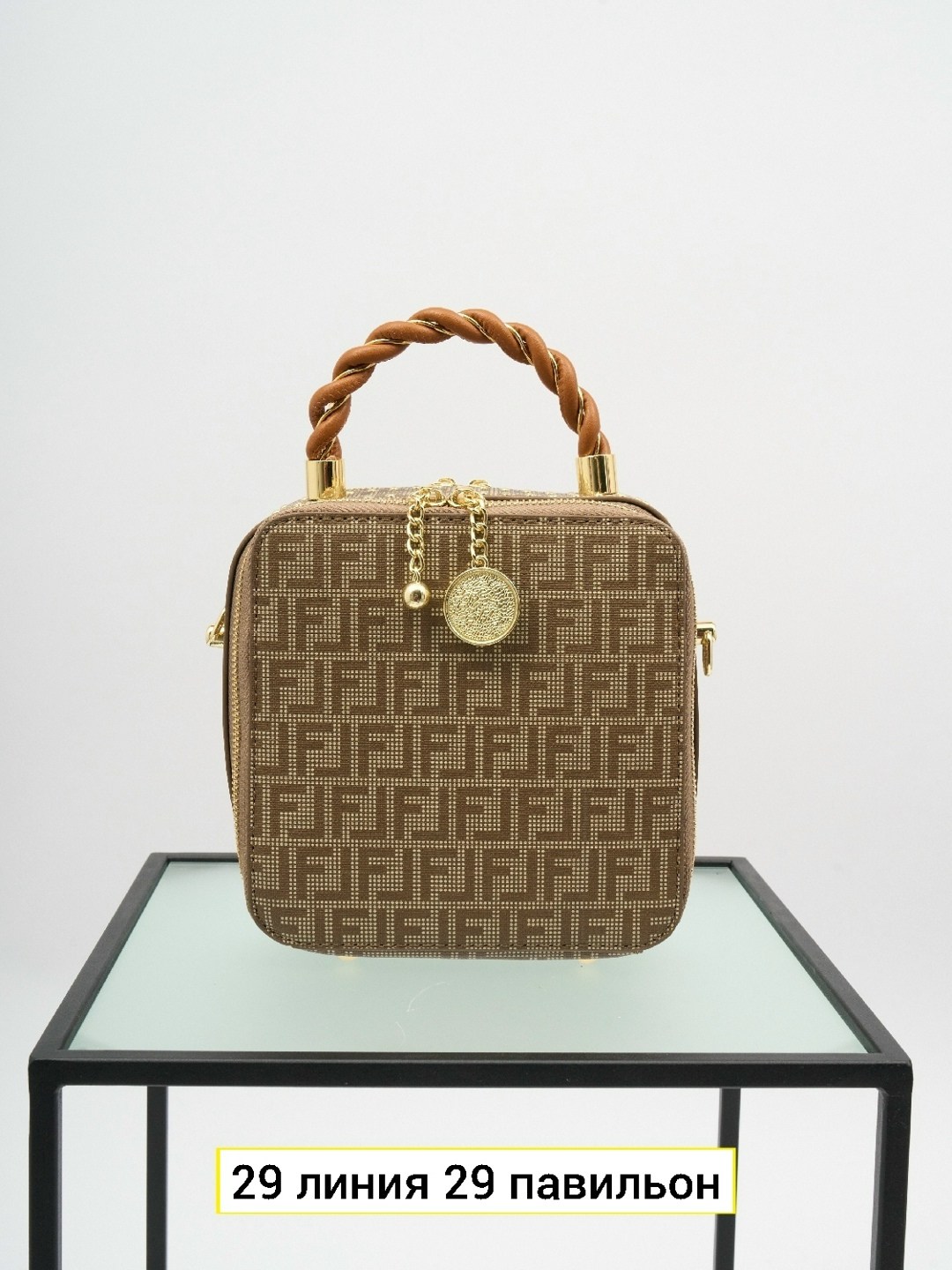 женская кофта бежевая,кофта бежевая,сумка,женская сумка,женская кофта