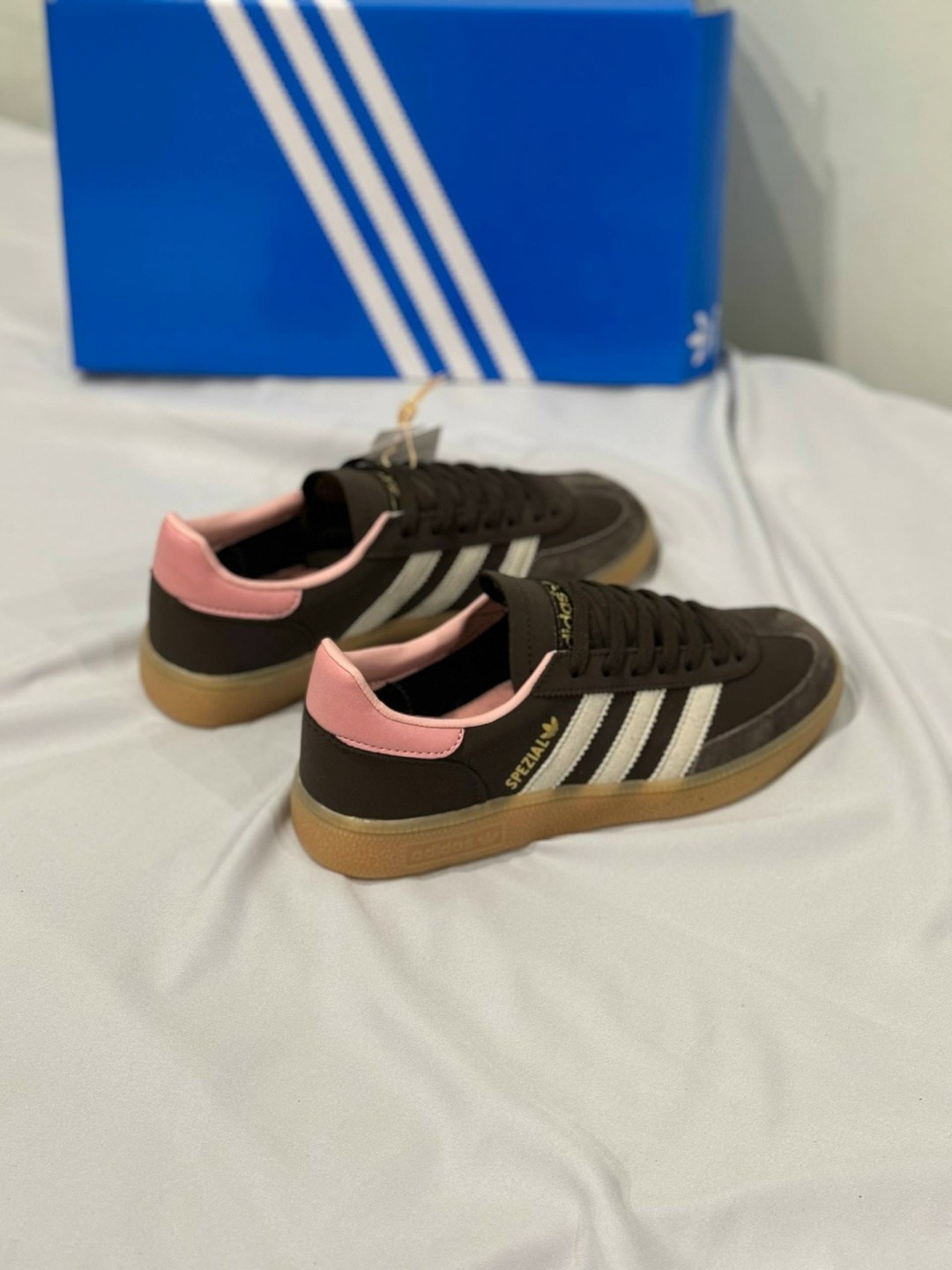 adidas originals handball spezial,кроссовки spezial adidas,кроссовки адидас самба черные,кроссовки adidas originals handball spezial,кроссовки adidas