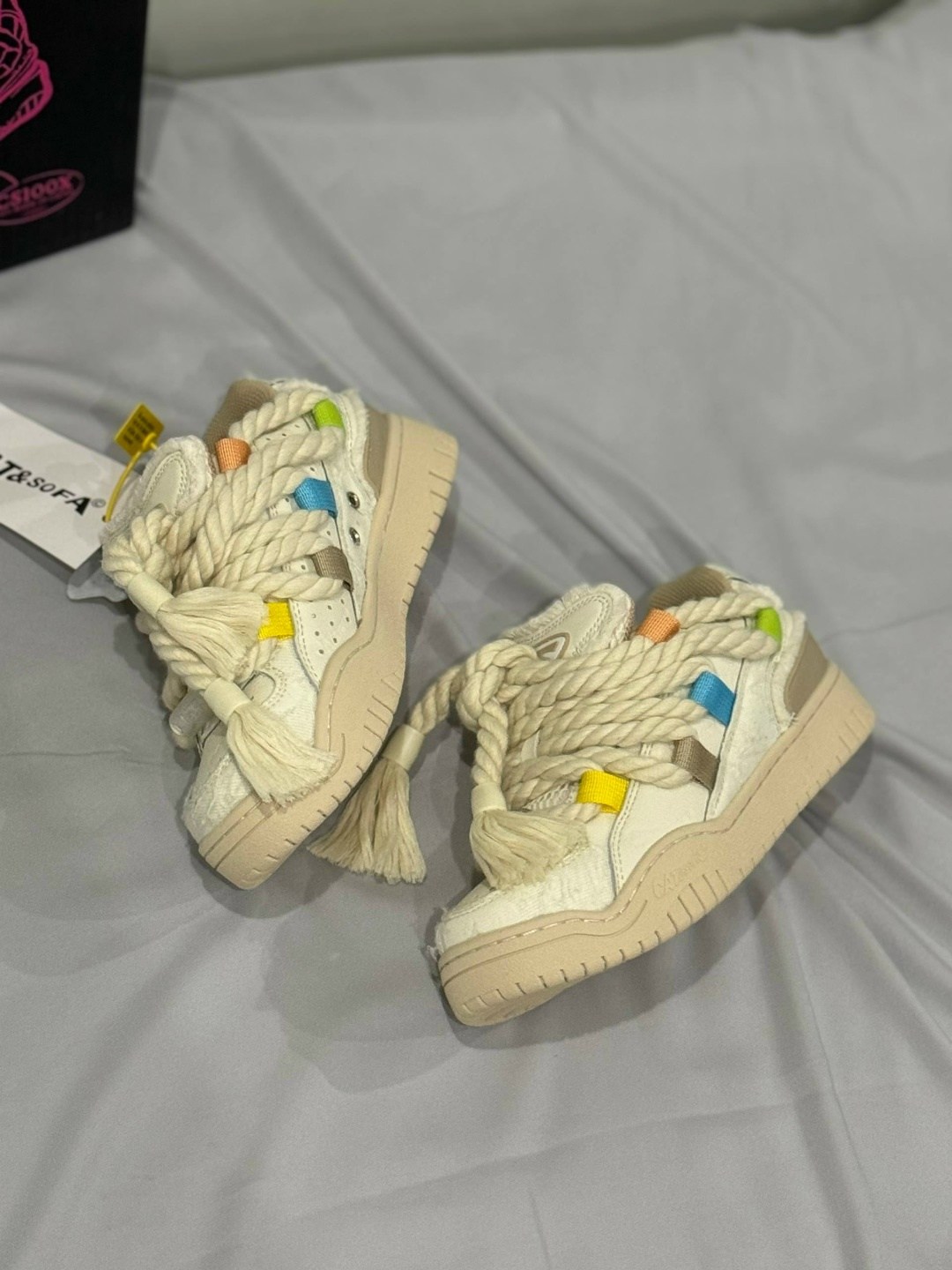 ,кроссовки дутыши,дутые кроссовки,кроссовки,женские кроссовки