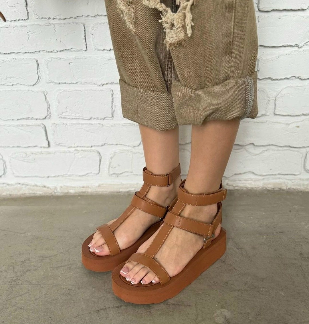 босоножки на плоской подошве,женские босоножки,босоножки шлепанца женские,босоножки сандалии на танкетке,босоножки стильные