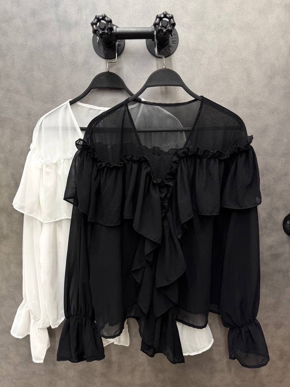 белая шифоновая блузка с рюши,шифоновая блузка с оборками,рубашка с рюшами,женская блуза,женская шифоновая рубашка с оборками