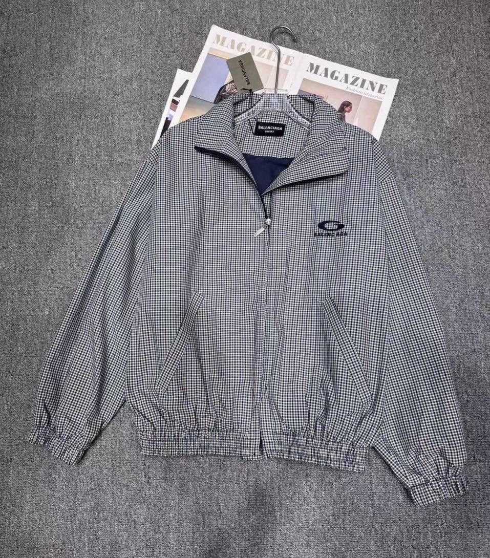 стильная куртка,повседневная куртка,ветровка burberry,легкая куртка,ветровка барбери мужская