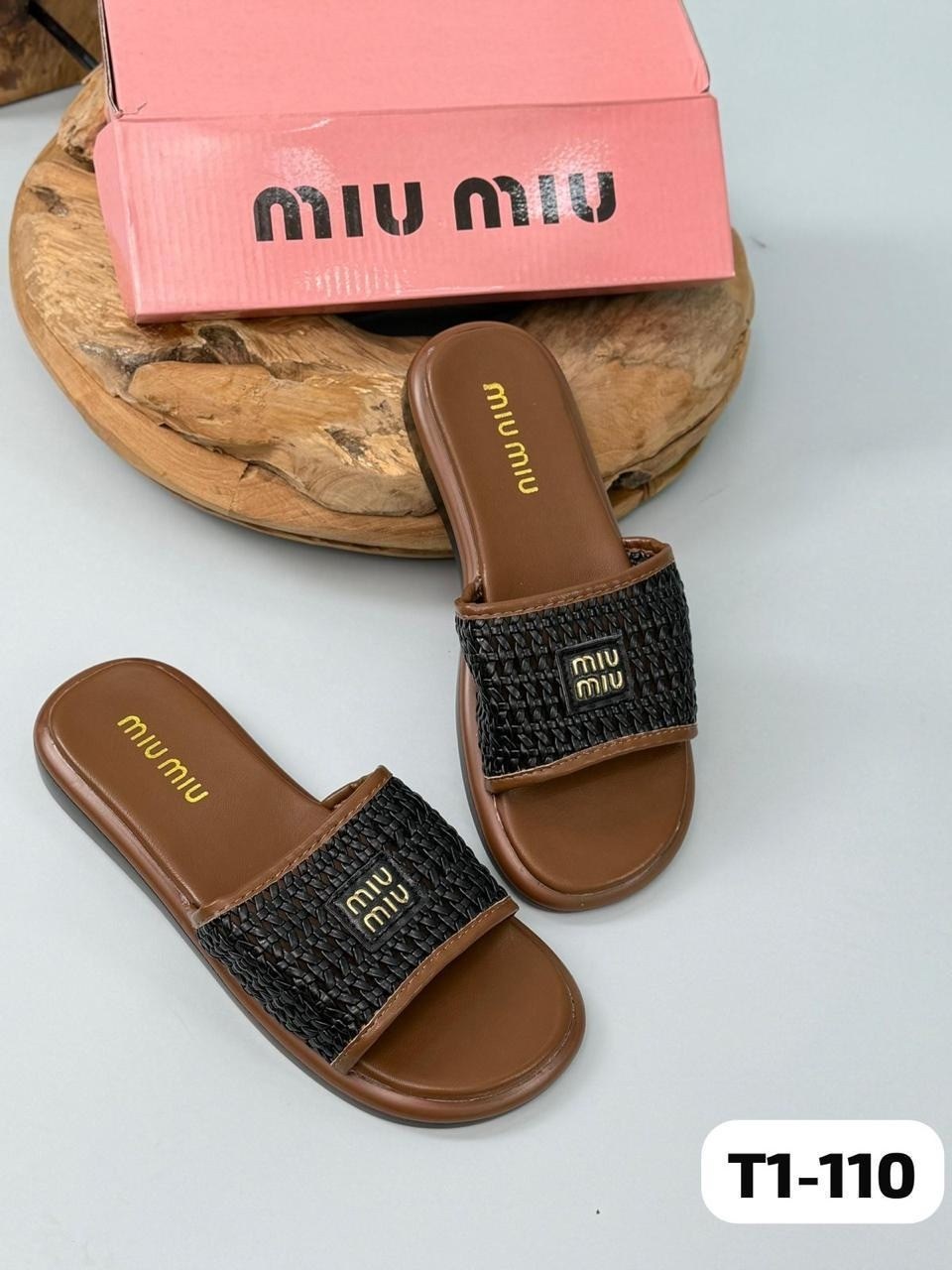 ,женские шлепанцы,шлепки женские,шлепки модные,тапочки модные