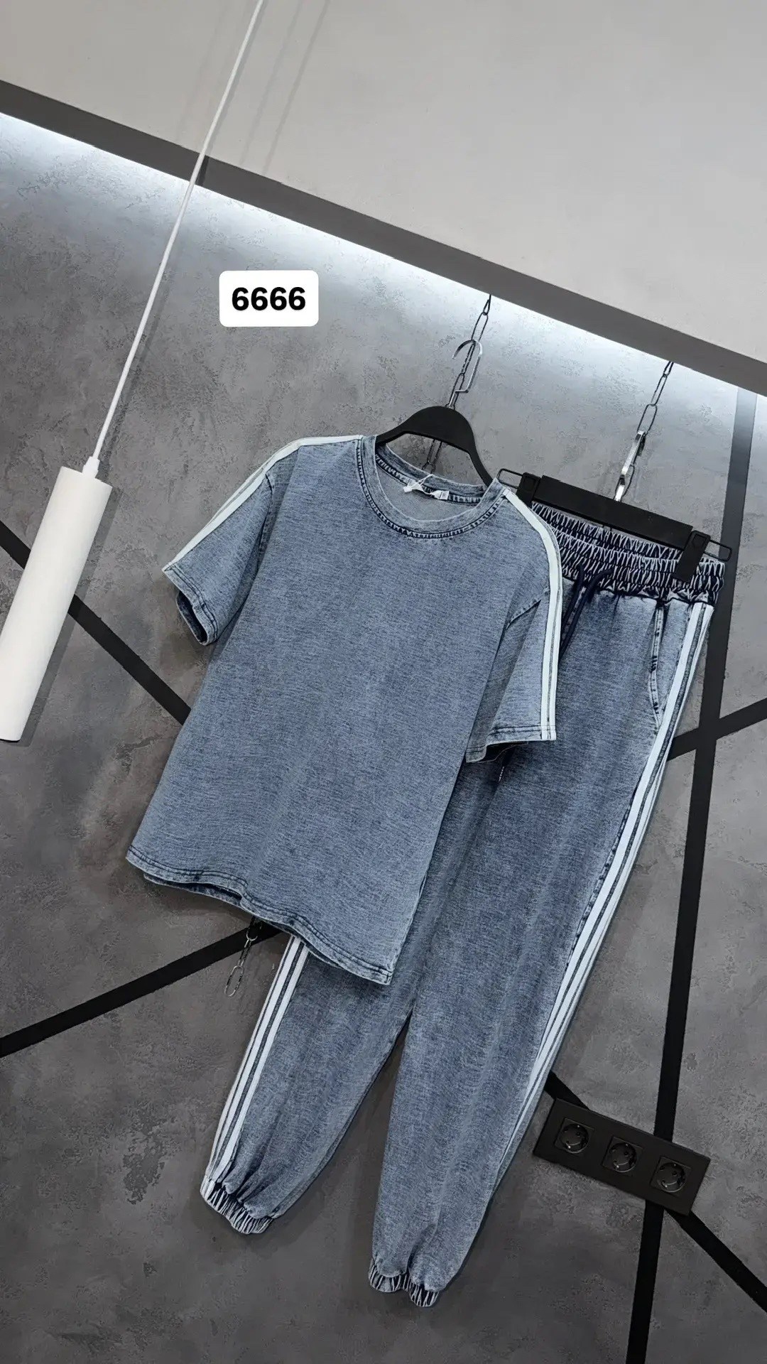 костюм спортивный,костюм в стиле спорт шик,трикотажные костюмы,женский спортивный костюм,костюм женский