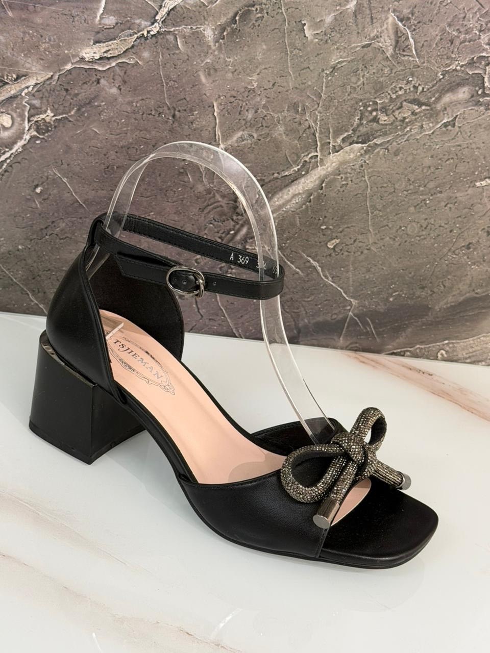 босоножки женские,босоножки на каблуках,стильные босоножки,элегантные босоножки,босоножки кожа