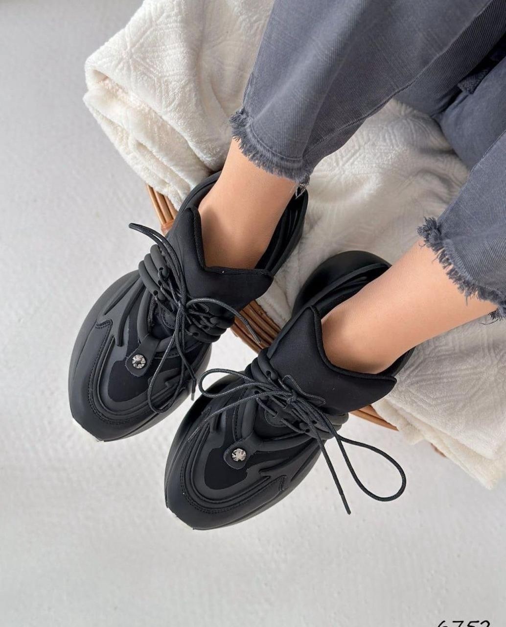 ,женские кроссовки,кроссовки женские черные, кроссовки,черные кроссовки