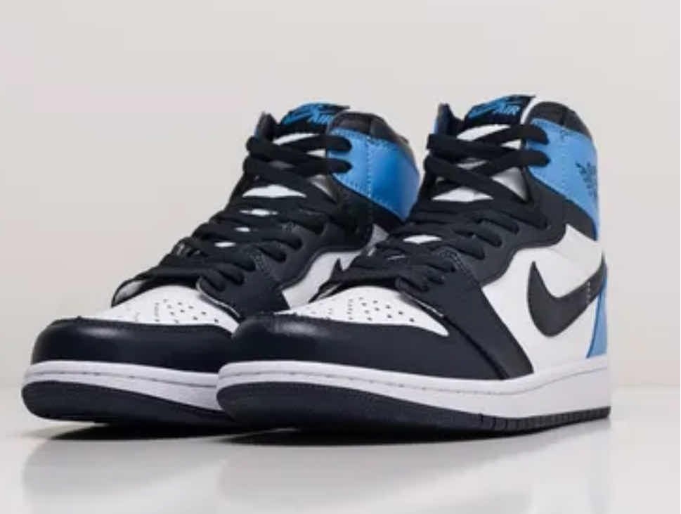 nike air jordan 1 retro high og,кроссовки nike air jordan 1,кроссовки nike air jordan 1 mid,зимние кроссовки nike air jordan 1 mid,кроссовки nike air jordan 1 retro high