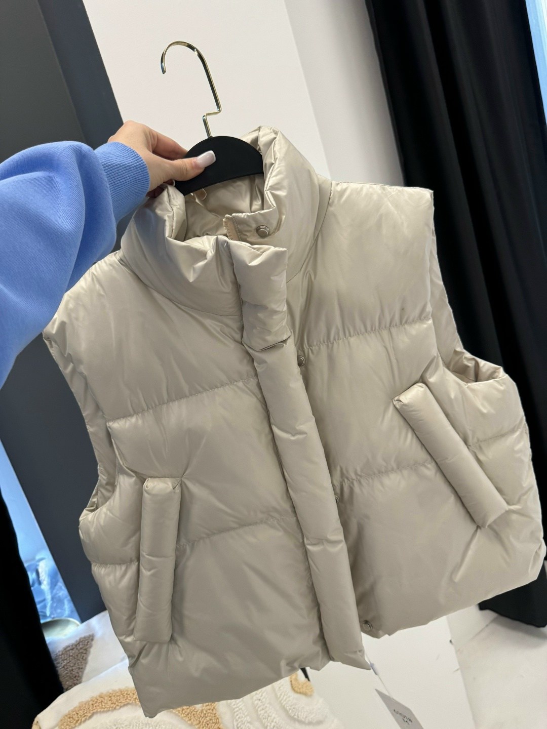 пуховой жилет,теплый жилет,жилетка женская,женские жилеты,жилет