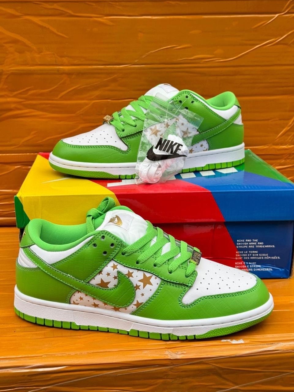 кроссовки,кроссовки nike sb dunk low green apple,кроссовки nike dunk low pro sb зеленые,nike dunk low,низкие кроссовки
