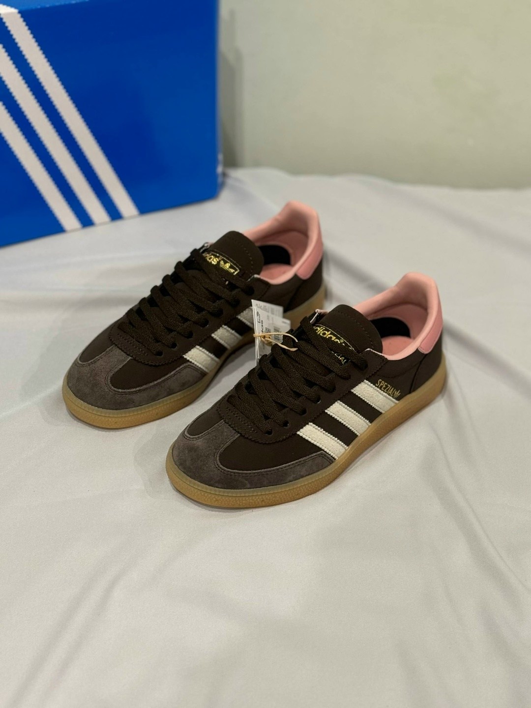 adidas originals handball spezial,кроссовки spezial adidas,кроссовки адидас самба черные,кроссовки adidas originals handball spezial,кроссовки adidas
