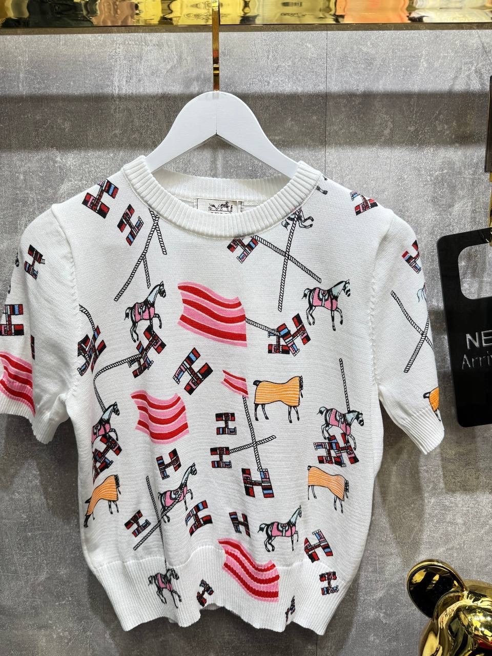 модные свитера,футболки модные,вязаные свитера,футболки женская