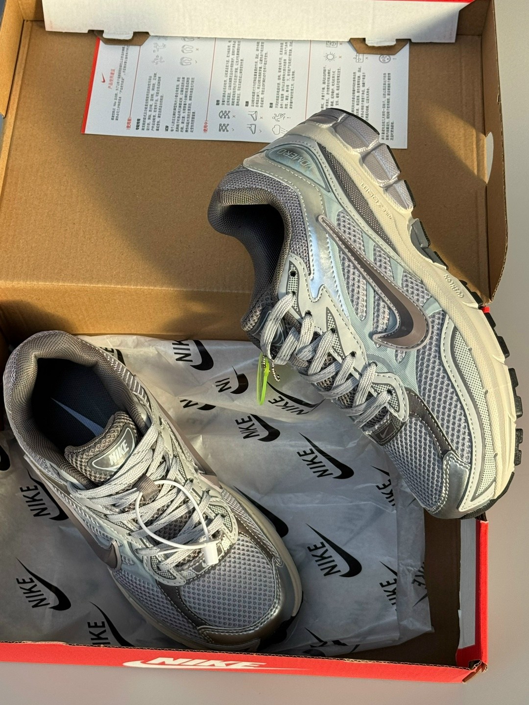 кроссовки nike,кроссовки женские nike,кроссовки женскиe,российские кроссовки,кроссовки найк