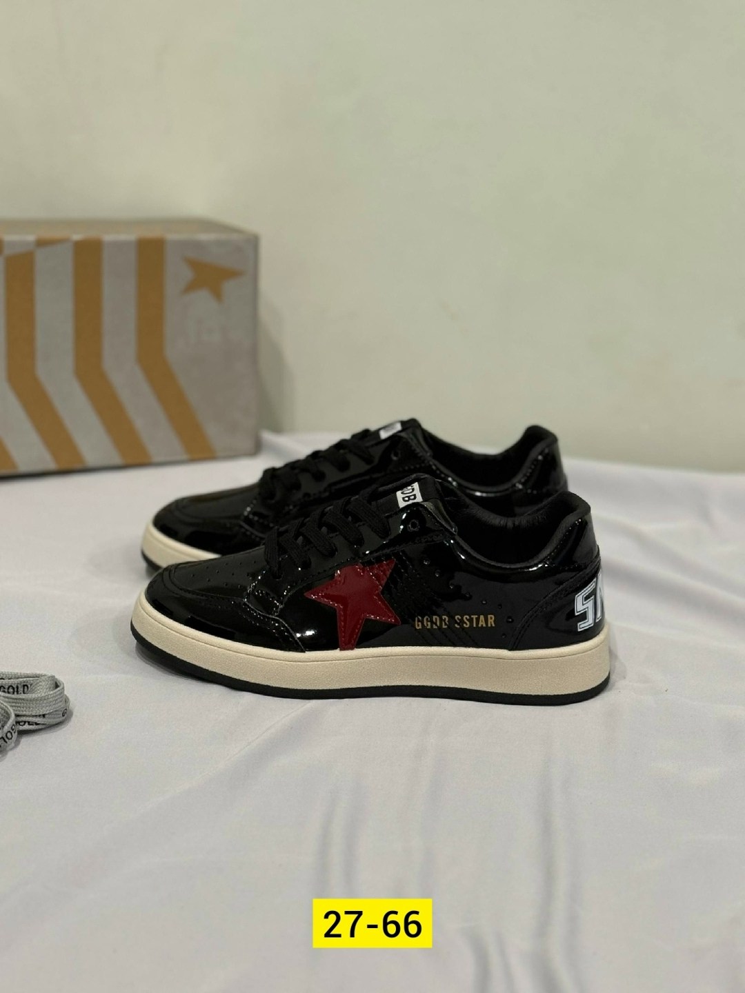 ,golden goose лаковые кроссовки,кеды golden goose,кроссовки ball star черного и белого цвета golden goose,кроссовки golden goose