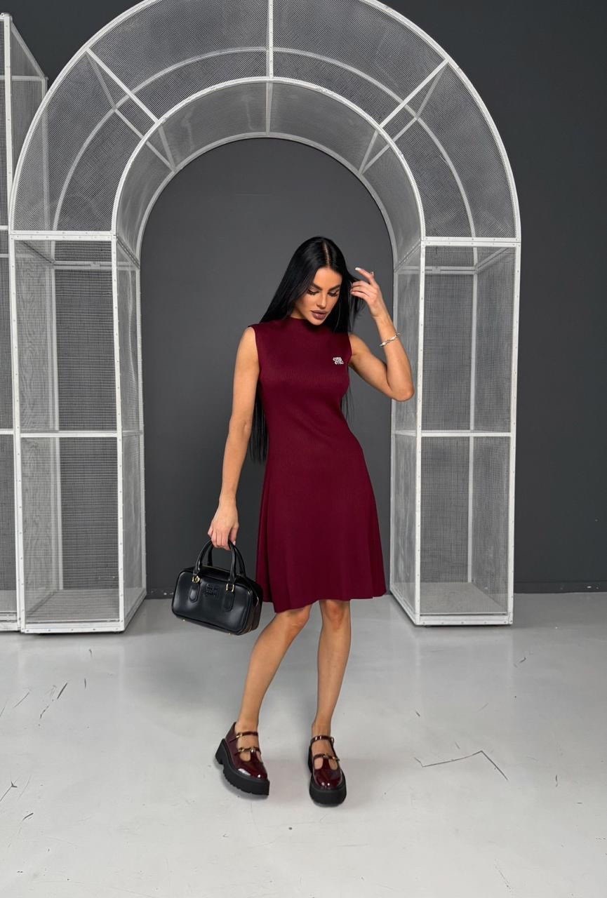 платье женской,модное платье,трикотажное платье,бордовое платье,платье трикотаж