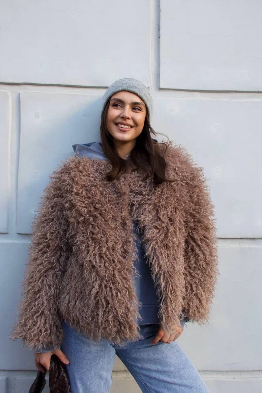 шуба из искусственного меха,шубка,шуба искусственная,пальто из искусственного меха,шуба