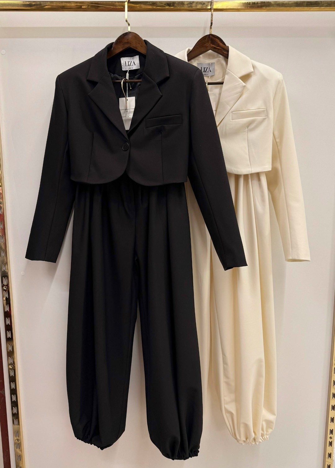 женские костюмы брючные,костюм с брюками палаццо,костюм брючный палаццо,женские костюмы,женский брючный костюм с укороченным пиджаком и брюками палаццо