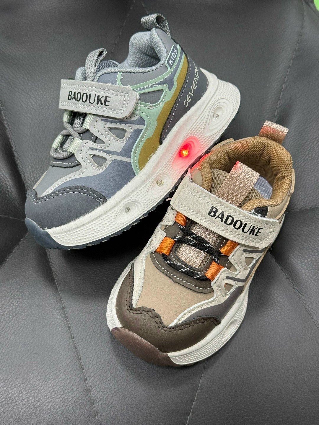 кроссовки детские,кроссовки для мальчика,кроссовки,модные кроссовки,кроссовка