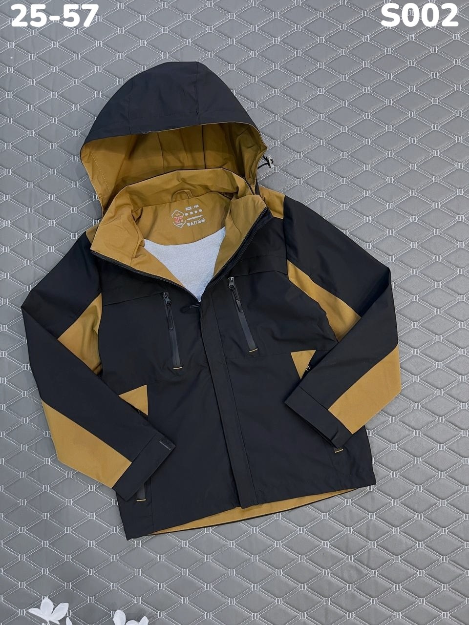 демисезонная куртка,куртка,куртка на мальчика,детская куртка,ветровка