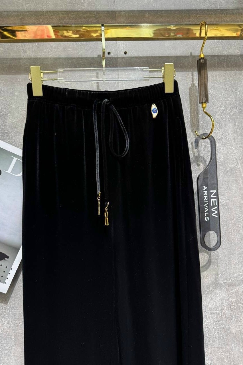 брюки велюровые,велюровые штаны,прямые брюки из бархатистого велюра,штаны повседневные,повседневные брюки