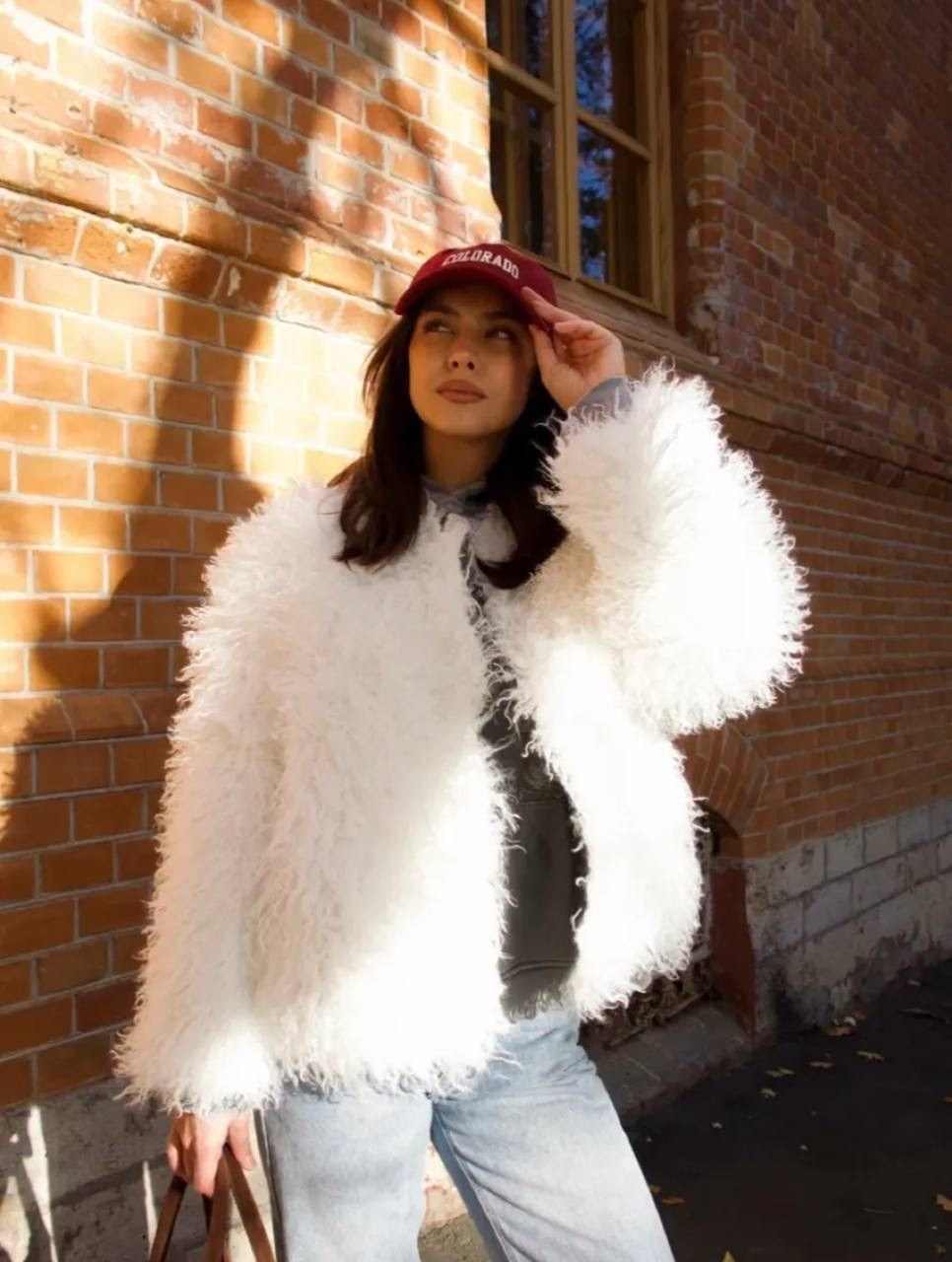 шуба из искусственного меха,шубка,шуба искусственная,пальто из искусственного меха,шуба