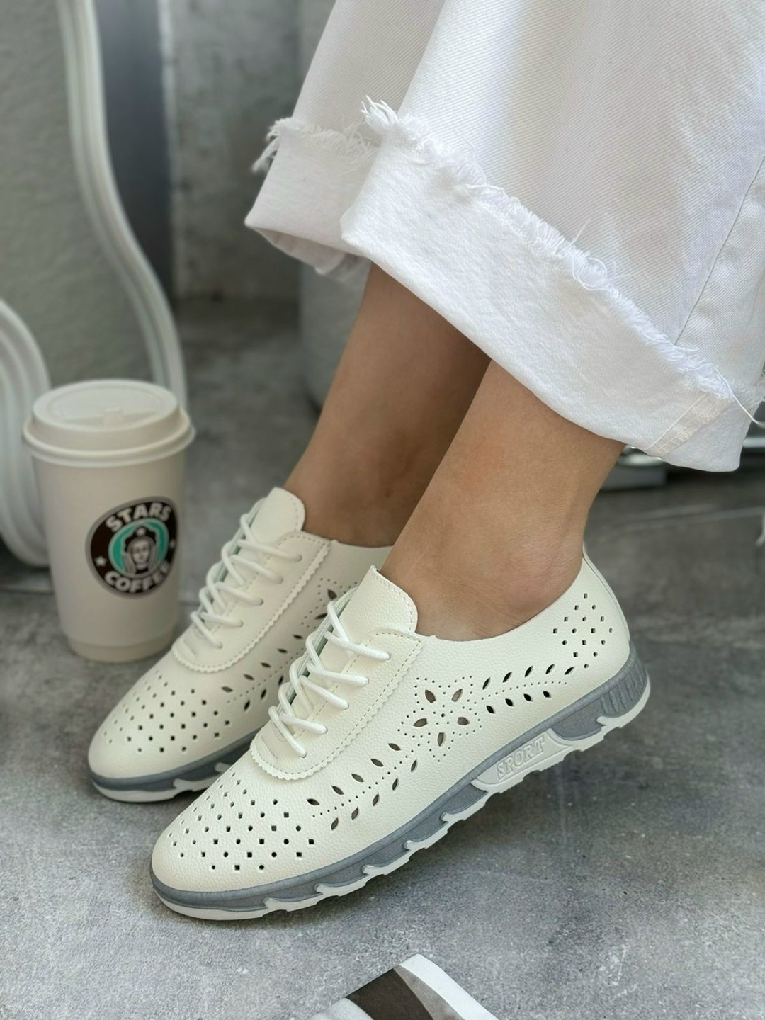 ,женские кроссовки,мокасины с перфорацией,женские кеды,кеды женски