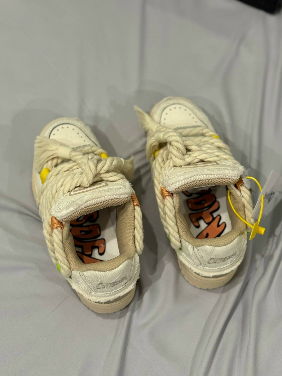 ,кроссовки дутыши,дутые кроссовки,кроссовки,женские кроссовки