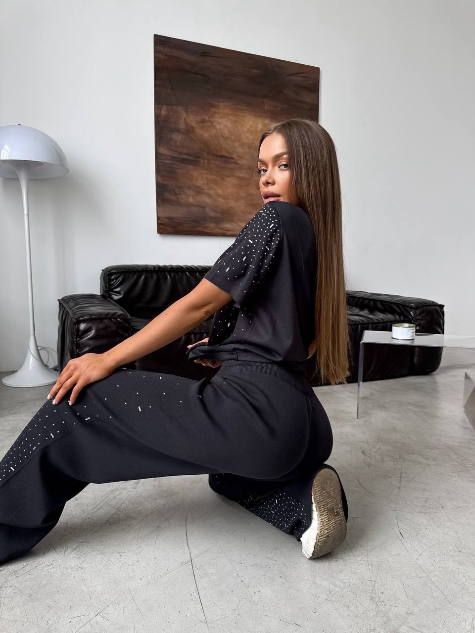 стильный костюм,женский костюм,костюм со стразами