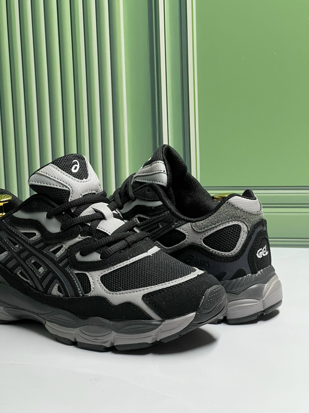 кроссовки asics gel-nyc,кроссовки мужские asics,кроссовки asics,спортивные кроссовки asics gel nyc asics цвет серый черный,кроссовки asics gel