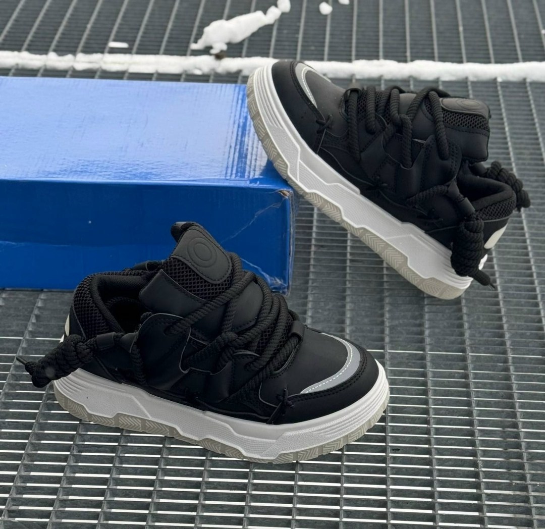 кроссовки,кроссовки женскиe,массивные кроссовки,официальные кроссовки,оригинальные кроссовки