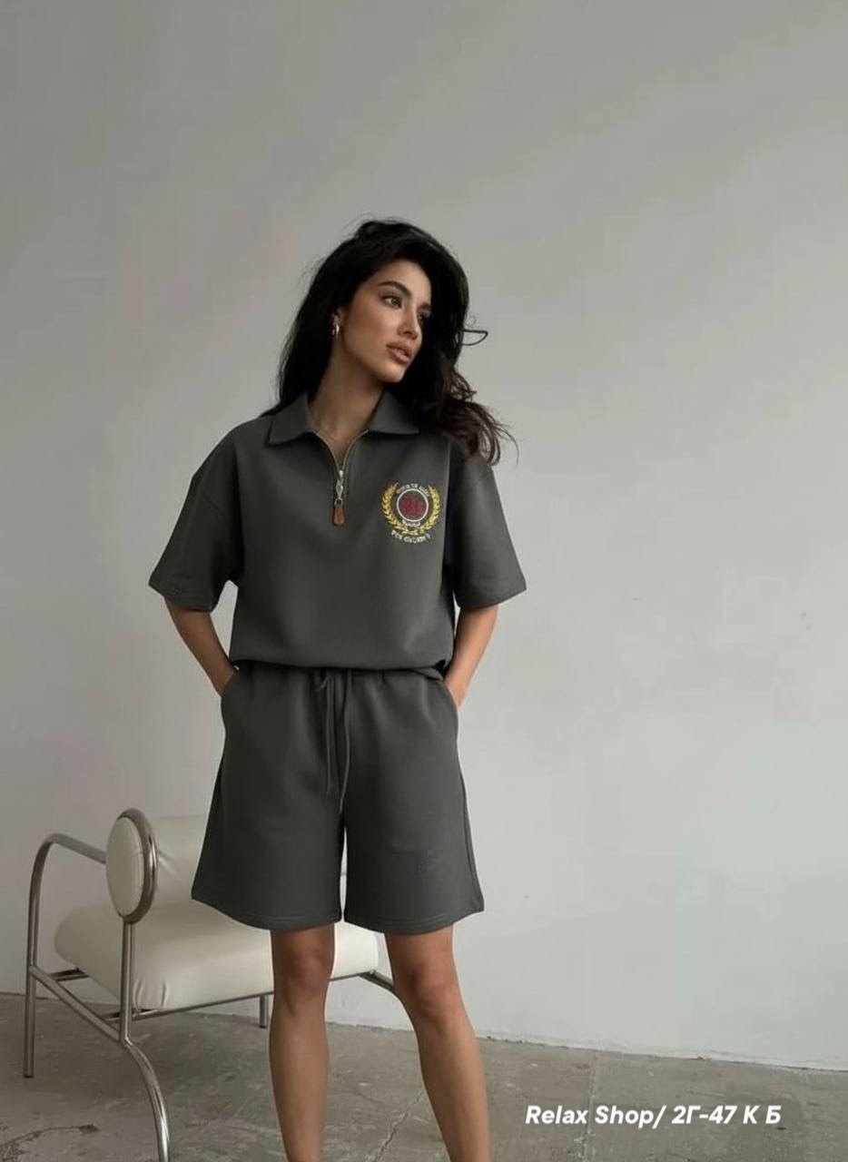 костюм с шортами и футболкой поло летний insomand,женский костюм,спортивный костюм женский,костюм женский летний спортивный,костюм женский серый