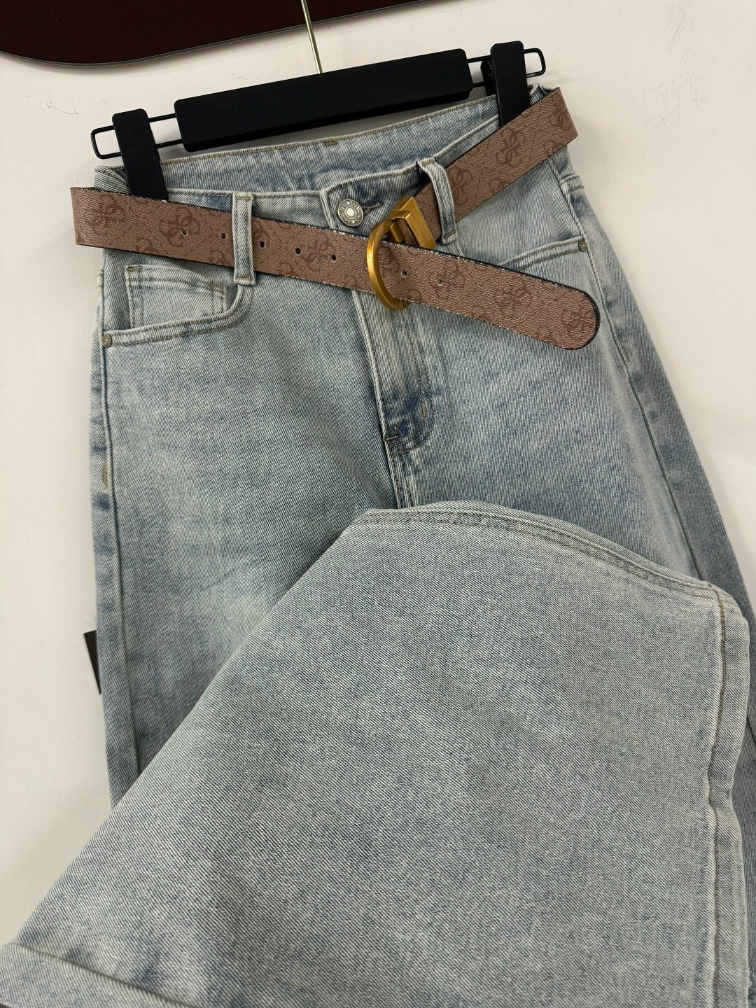 женские джинсы,джинсовые брюки,джинсы брюки,джинсы,женские джинсовые брюки