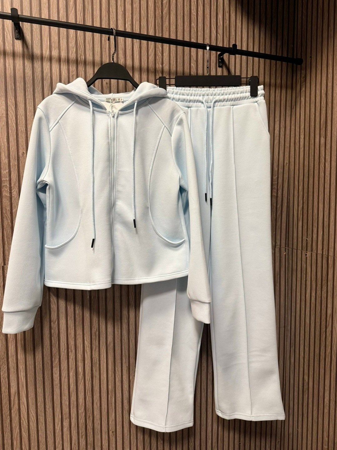 толстовка с брюками серый,спортивный костюм женский серый толстовка с брюками,толстовка с брюками,спортивный костюм,трикотажный костюм