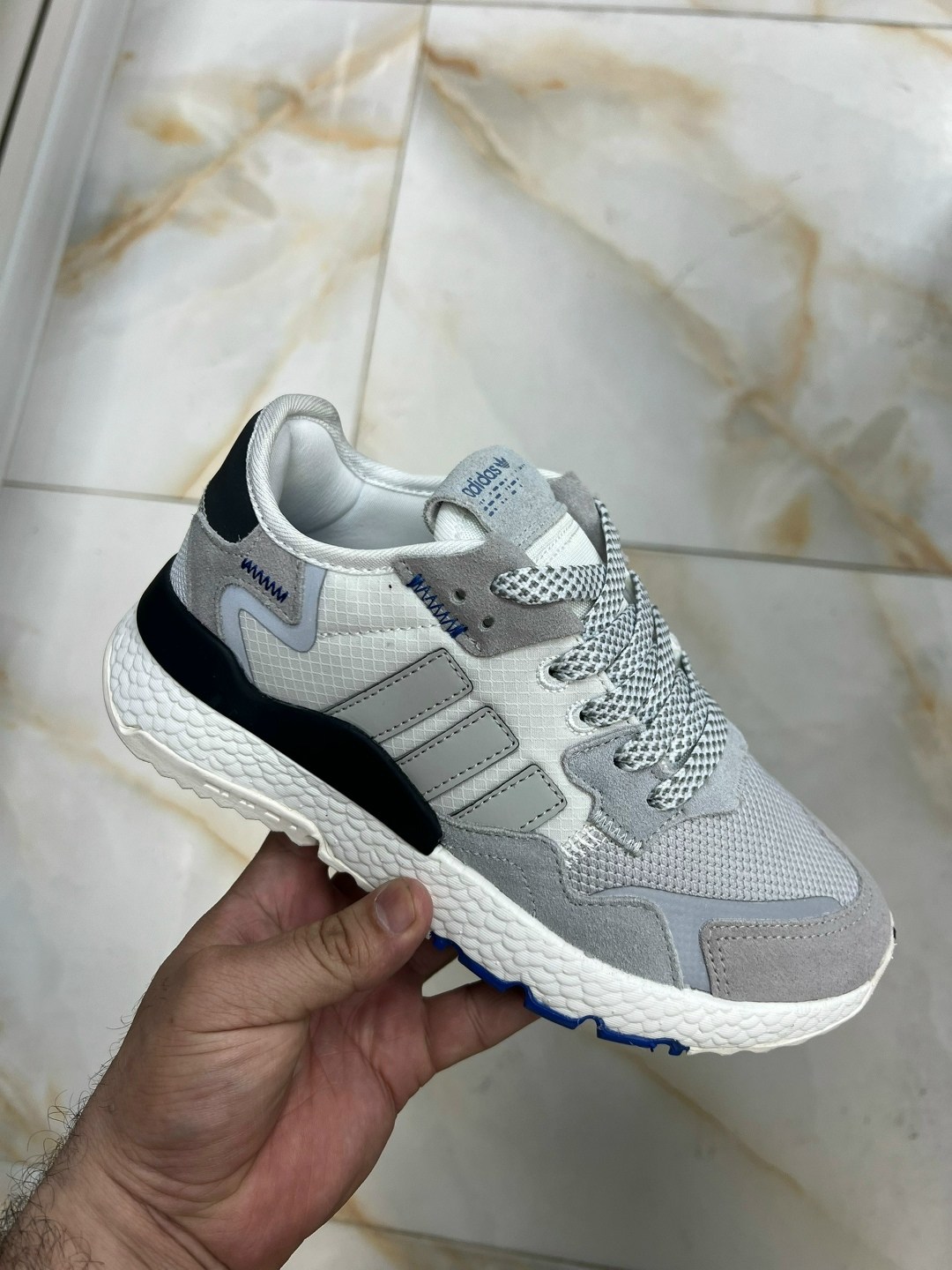 кроссовки adidas,кроссовки мужские adidas,кроссовки адидас zx 700 мужские,кроссовки,кроссовки адидас